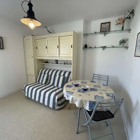 Apartament Agreable A 20m De La - 2 Personnes - Fr-1-224c-83 *