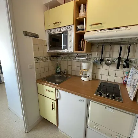 Agreable A 20m De La - 2 Personnes - Fr-1-224c-83 Apartament