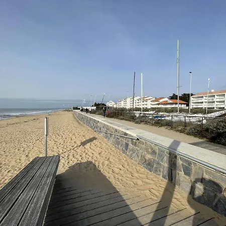 Agreable A 20m De La - 2 Personnes - Fr-1-224c-83 Apartament
